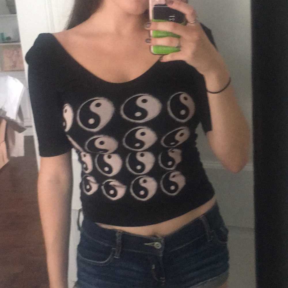 Ying and Yang scoop neck T-shirt